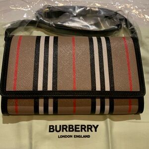 NWT Authentic Burberry Crossbody Bag